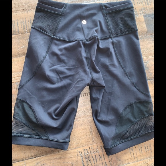 LULULEMON Biker shorts